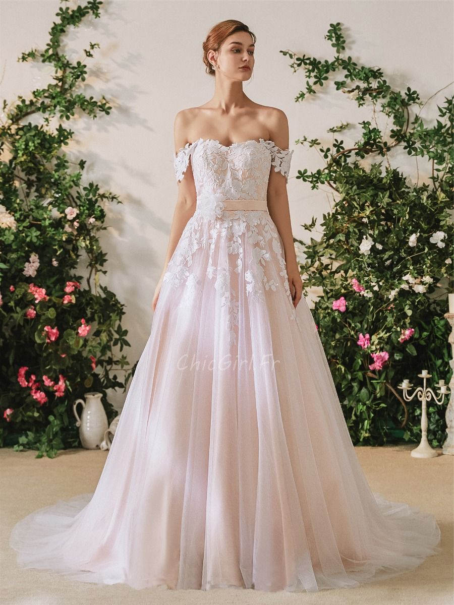Robe dentelle blanche et rose hot sale