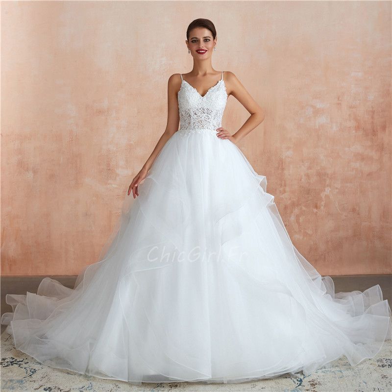 Robe a volant clearance blanche