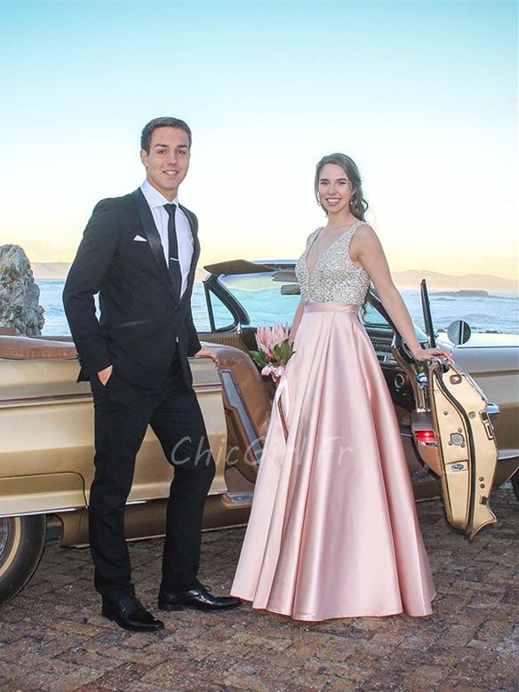 Robe De Mariee Princesse Longue Rose Satin Perle Strass Col V