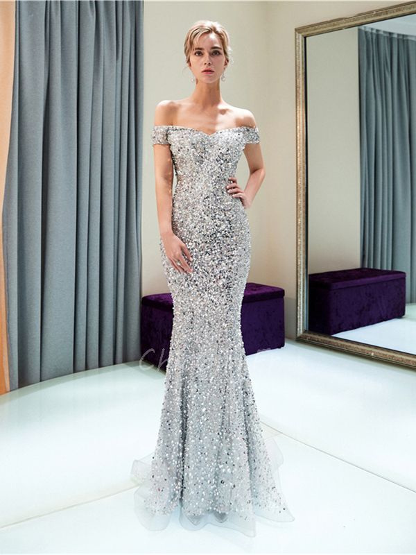 Robe De Soiree Chic Paillette Argentee Brillantes Epaule Denudee