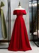 Robe De Soirée Empire Longue Rouge Satin  perle a volant Epaule Dénudée