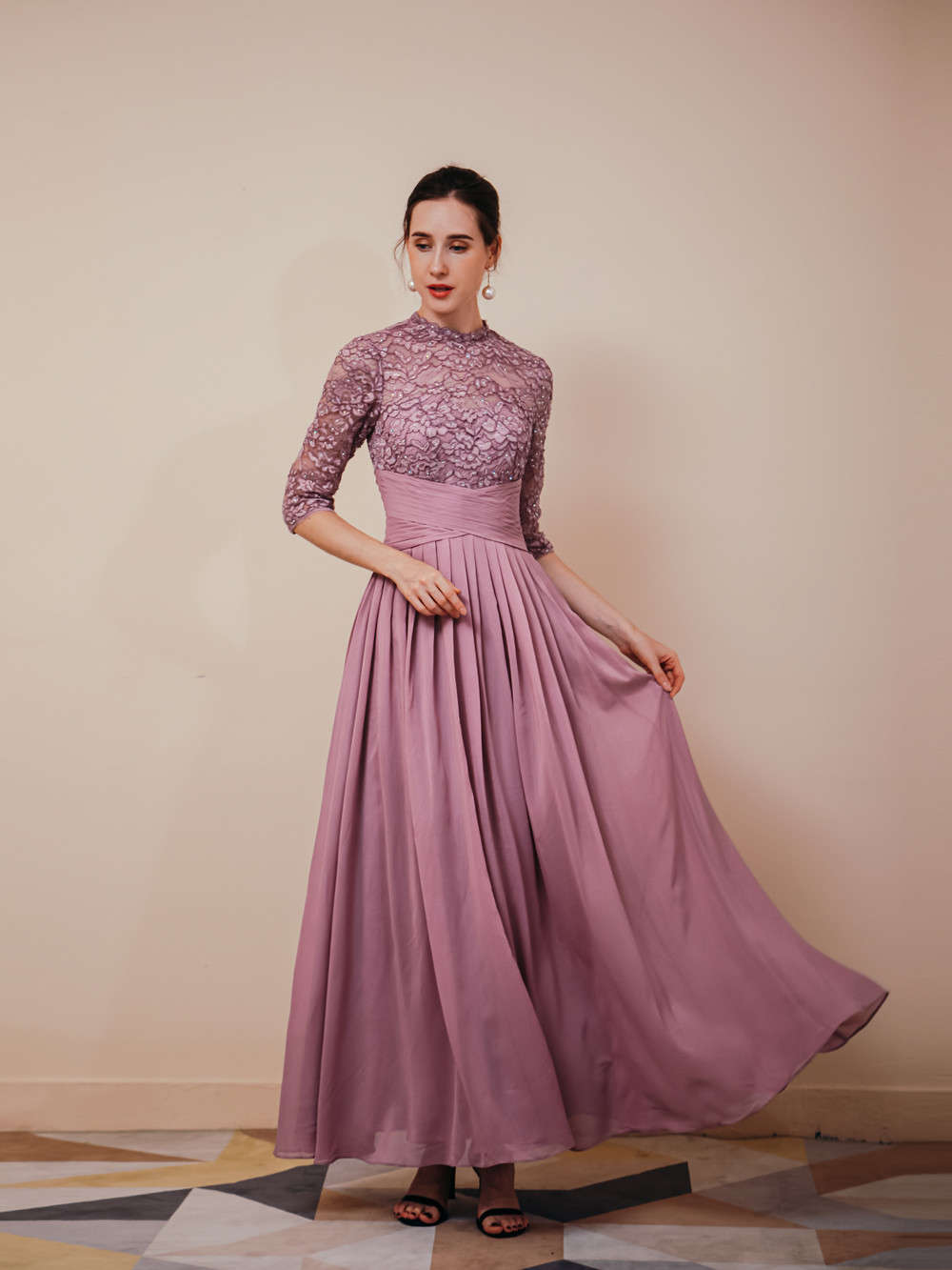 Robe de soirée col montant deals