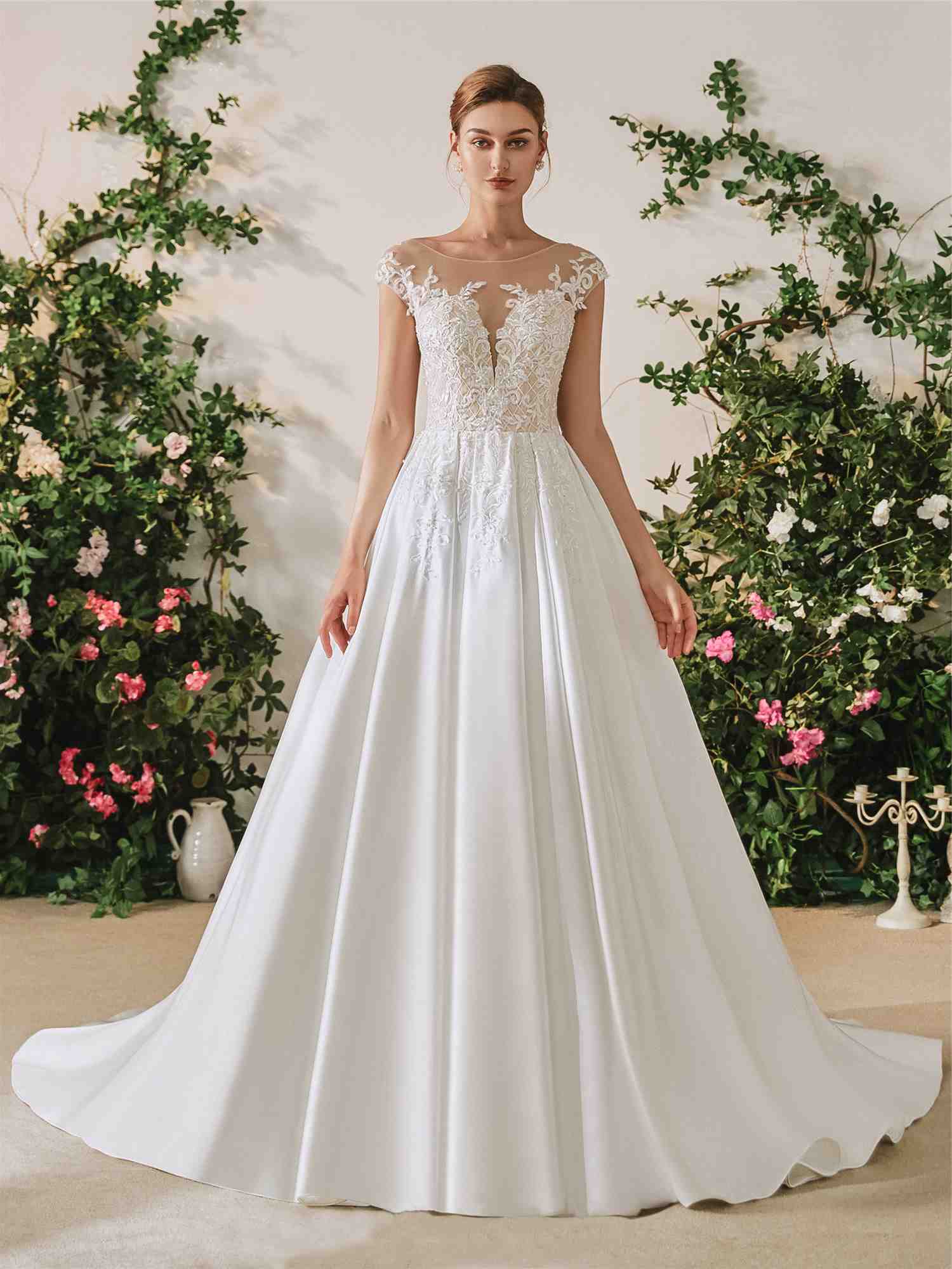 Robe de on sale mariée brodée