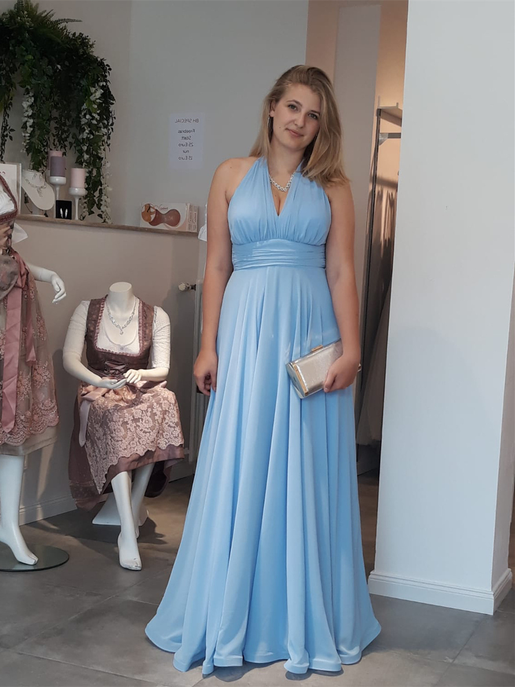 Robe De Soir e Elegante Licou Longue Bleu Clair Mousseline Pliss e